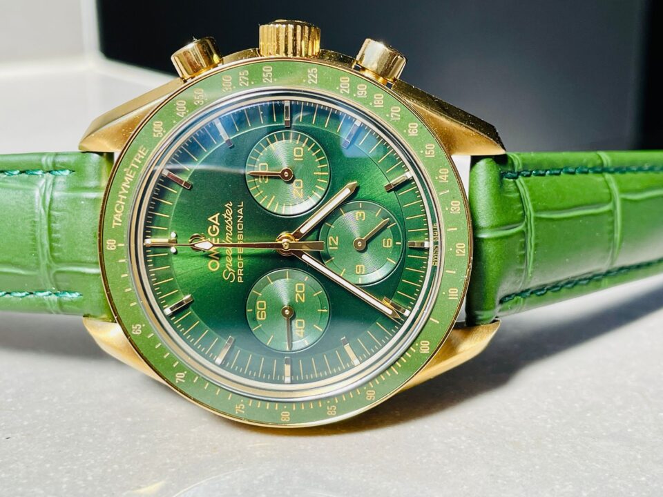 Speedmaster Moonwatch in Moonshine Gold YG RMF Best Edition Green Dial on Green Leather Strap Manual Chrono
