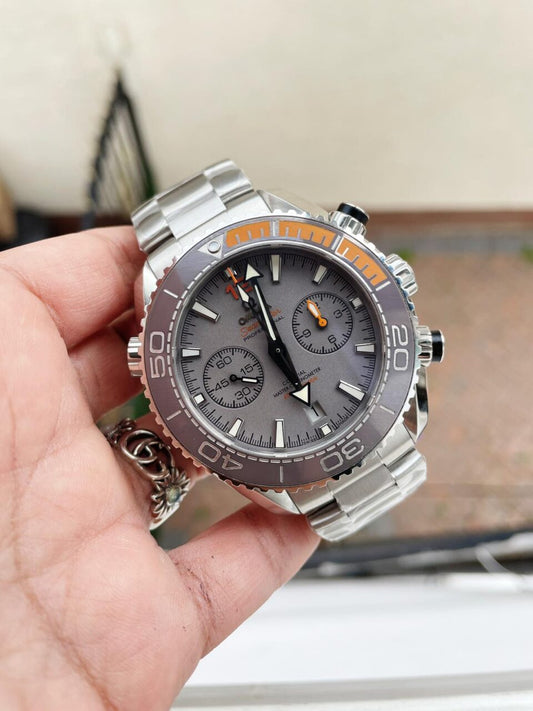 Planet Ocean SEAMASTER Chronometer OMF SS Grey/Orange Polished Bezel Grey Dial on SS Bracelet A9900 (Black Balance Wheel)