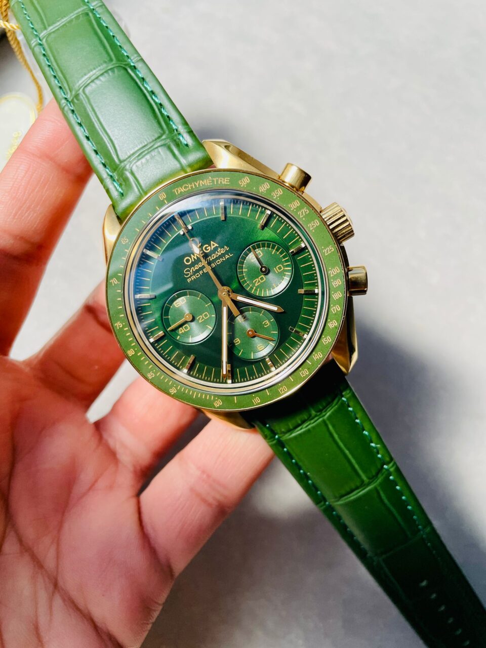 Speedmaster Moonwatch in Moonshine Gold YG RMF Best Edition Green Dial on Green Leather Strap Manual Chrono