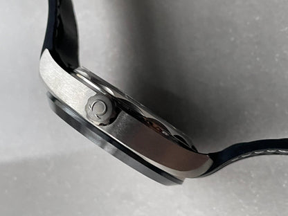 Omega Seamaster Aqua Terra GMT Titanium Worldtimer 43mm Ti Black Dial on Rubber Strap VSF A8938