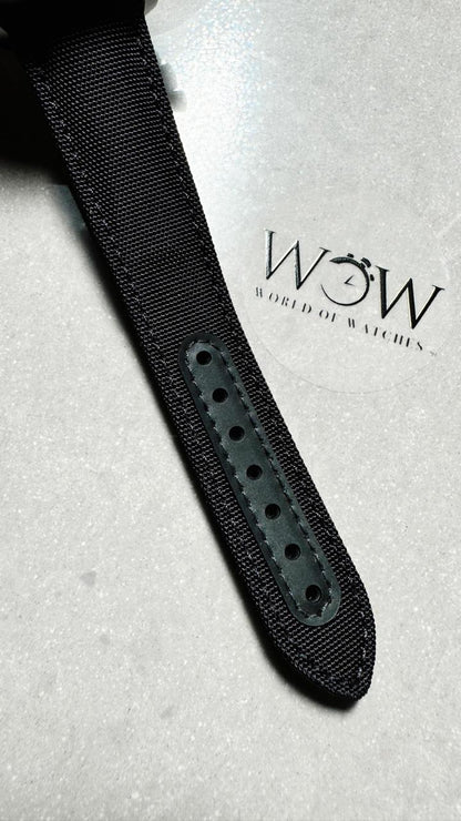 Speedmaster “Dark Side of The Moon” Real Ceramic OMF 1:1 Best Edition Black Black on Nylon Strap A9300 V2